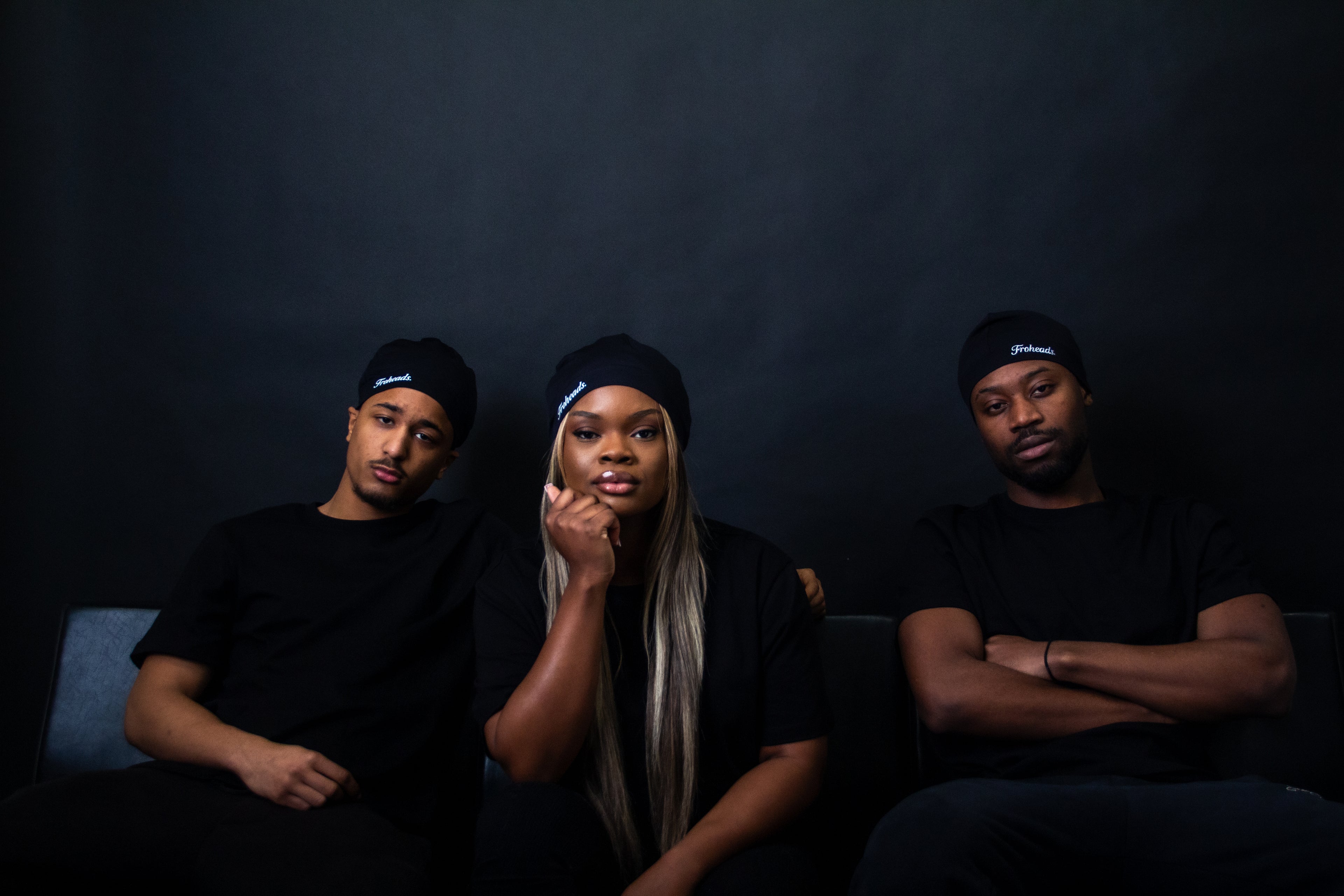 Foheads-Startseite-schwarz-skull-cap-bild